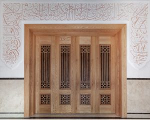 طراحی و تولید اختصاصی درب و پنجره چوبی